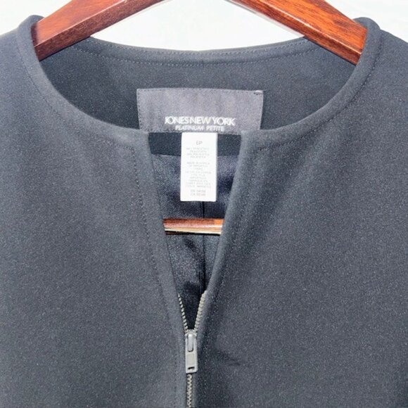JONES NEW YORK PLATINUM PETITE Black Career Jacket Zip Lined Sz 6P Side Pockets - Picture 3 of 5
